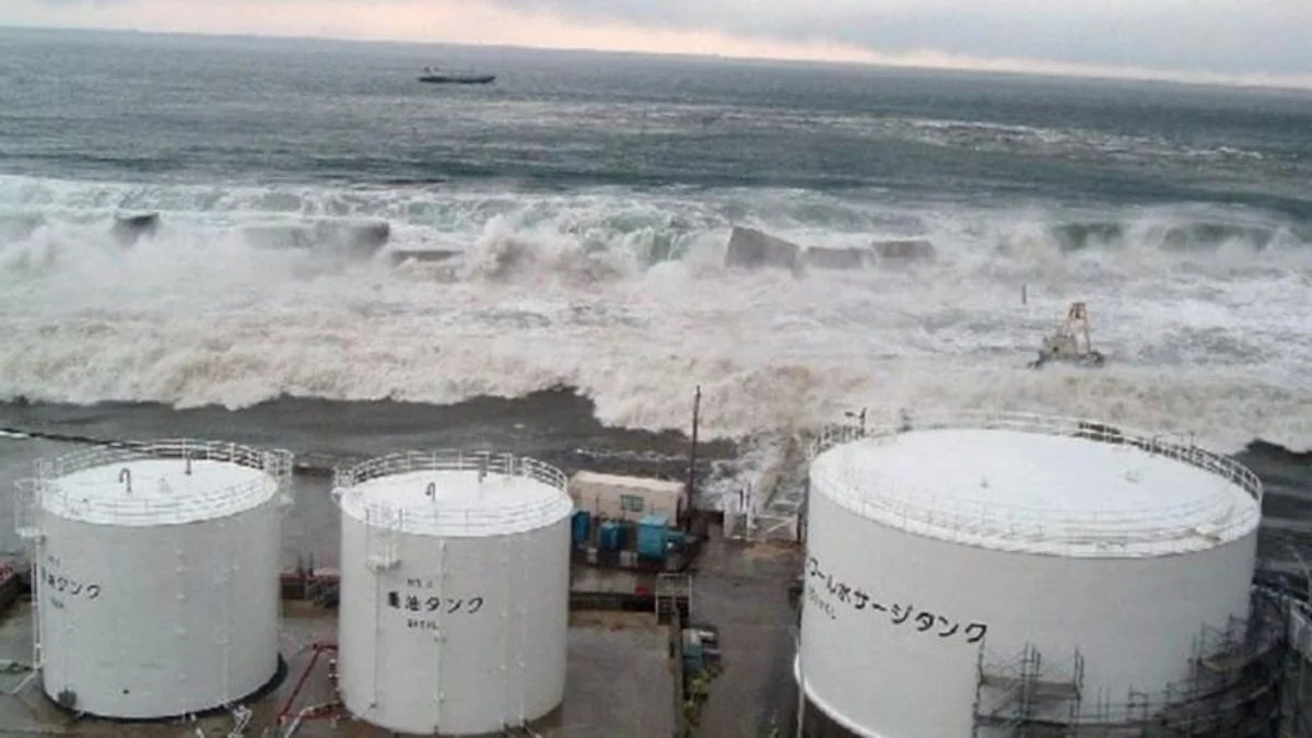 Reaktor Nuklir Fukushima Diguncang Gempa 7,3 Magnitudo Aman