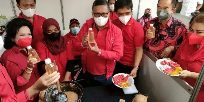 Pamer Masak Tanpa Minyak Goreng, Hasto Kristiyanto: Mengurangi Goreng-Gorengan Politik