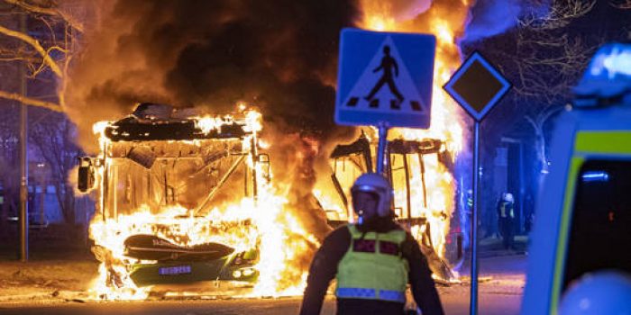 Kerusuhan Menyebar di Swedia Dipicu Aksi Anti Islam Kelompok Sayap Kanan Membakar Al Quran