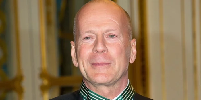 5 Fakta Sosok Bruce Willis, Pensiun dari Dunia Akting Akibat Aphasia, Apa Itu?