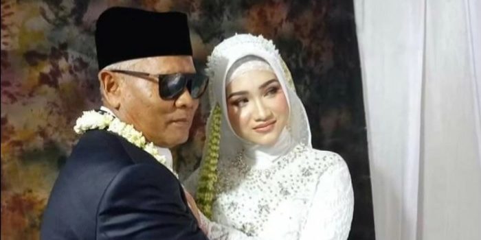 Haji Sondani Berusia 65 Tahun Menikahi Gadis 19 Tahun, Total Mahar Rp700 Juta, Baru Diberikan Rp300 Juta