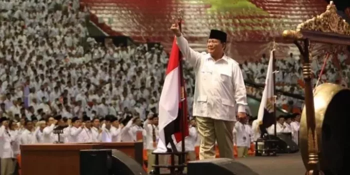 Pendamping Prabowo Subianto: Ojo Kesusu, Ojo Grusa grusu