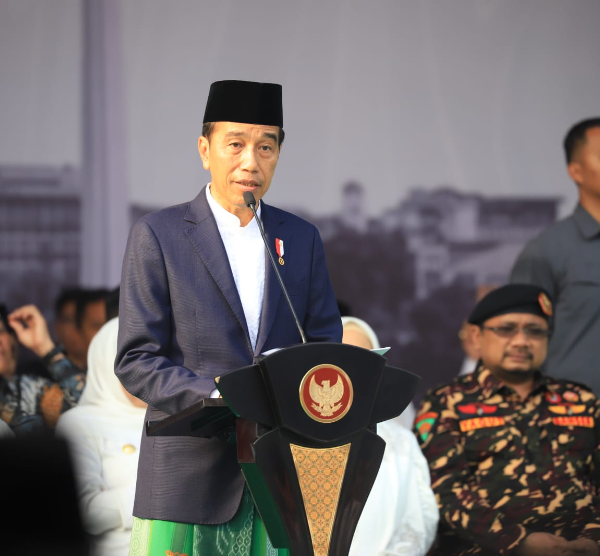 Hari Santri di Tugu Pahlawan, Doa Restu Jokowi ke Gibran Terkait Cawapres Prabowo