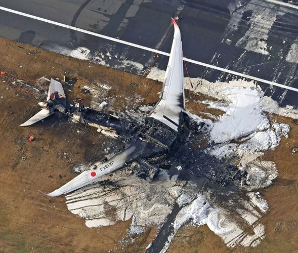 Penyebab JAL516 Tabrakan hingga Terbakar Saat Mendarat di Bandara Haneda Terungkap