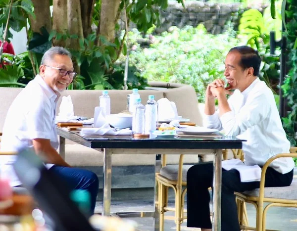 Usai Bertemu dengan Prabowo Subianto, Airlangga Hartarto, Jokowi Makan Siang Bareng Zulhas di Bogor, Ini yang Dibahas