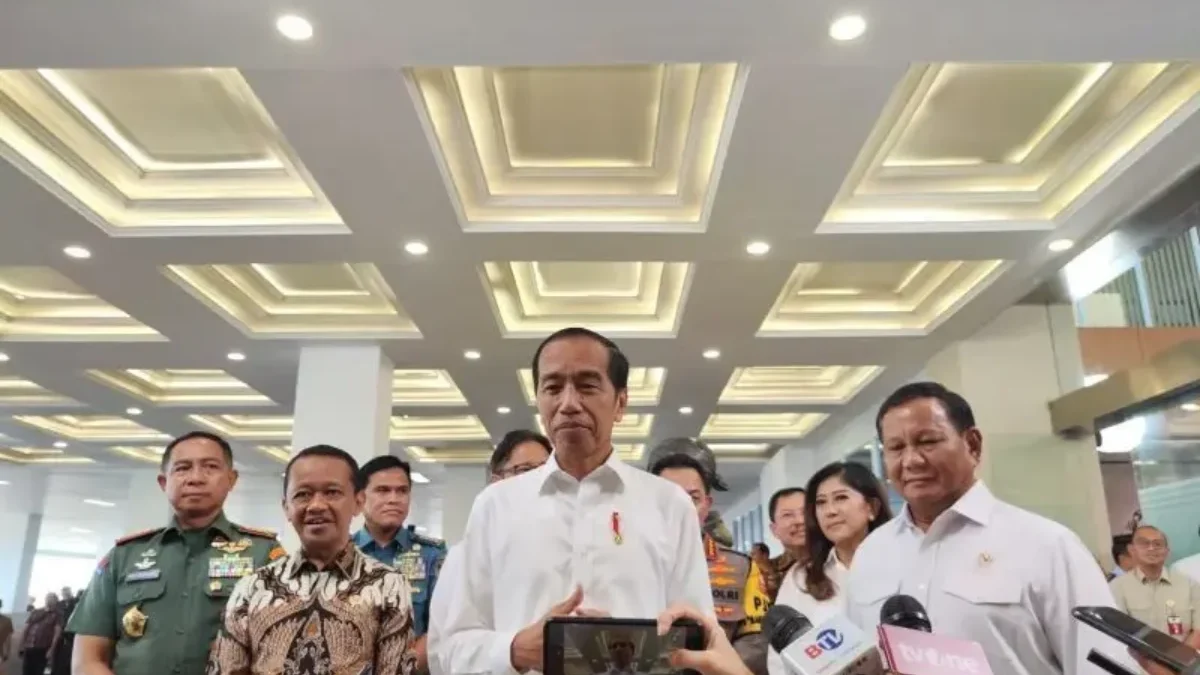 Hasto Kristiyanto Tegaskan Siap Jadi Oposisi, Jokowi: Ya Ditanyakan Saja kepada Beliau-beliau yang Ada di PDI Perjuangan