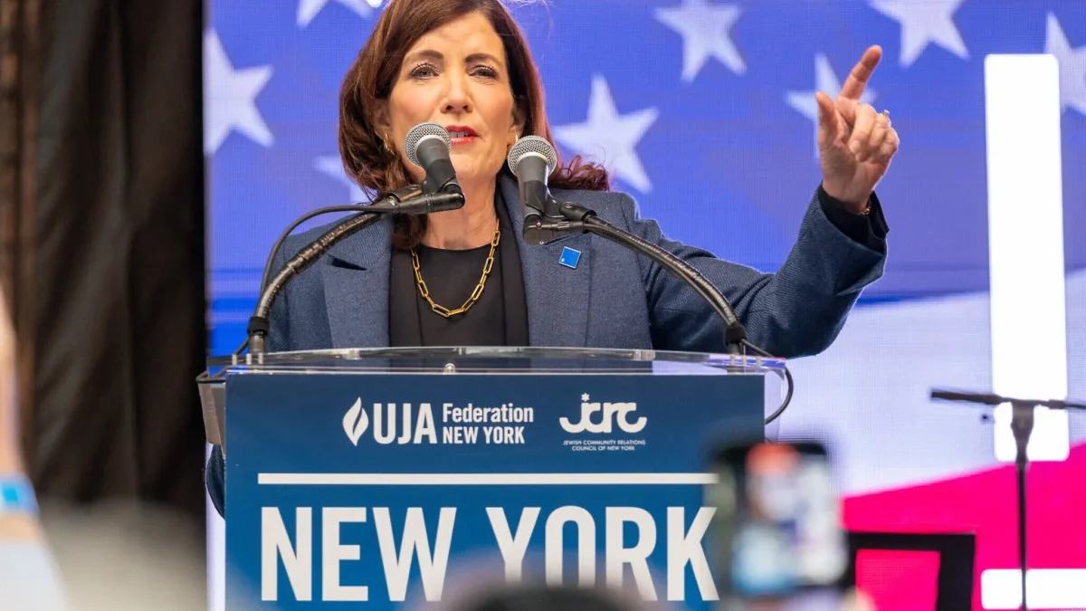 Gubernur New York Kathy Hochul Minya Maaf Atas Pernyataan Israel Punya Alasan Hancurkan Gaza