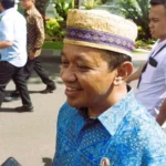 Bahlil Tak Percaya Bila Risma Tidak Diajak Jokowi Bagikan Bansos