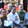 Jokowi Ungkap Tutupnya Pabrik Sepatu Bata Tidak Menggambarkan Kondisi Ekonomi Indonesia