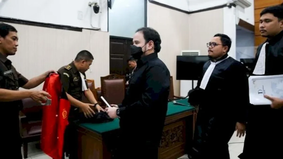 Terdakwa kepemilikan senjata api Dito Mahendra di PN Jakarta Selatan, Kamis (28/3/2024).