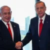 Netanyahu dan Erdogan saat bertemu di sela-sela Sidang Majelis Umum PBB pada September lalu (dok. AFP PHOTO/TU