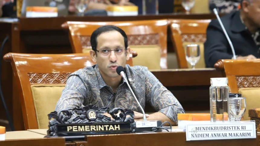 Nadiem dalam rapat kerja bersama Komisi X DPR RI di Jakarta, Selasa (21/5/2024) membahas UKT. (Foto: dok. DPR