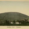 Gunung Tidar di Magelang H.V Maresch N.V. (Magelang) Shelfmark: KITLV 1403054