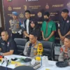 Polres Jakarta Barat menggelar konfrensi pers terkait tersangka Aktor Epy Kusnandar dan Yogi Gamblez di Gedung