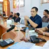 Pertemuan Ketua DPRD Kota Cirebon Ruri Tri Lesmana dan Pj Walikota Agus Mulyadi dengan perwakilan warga soal k