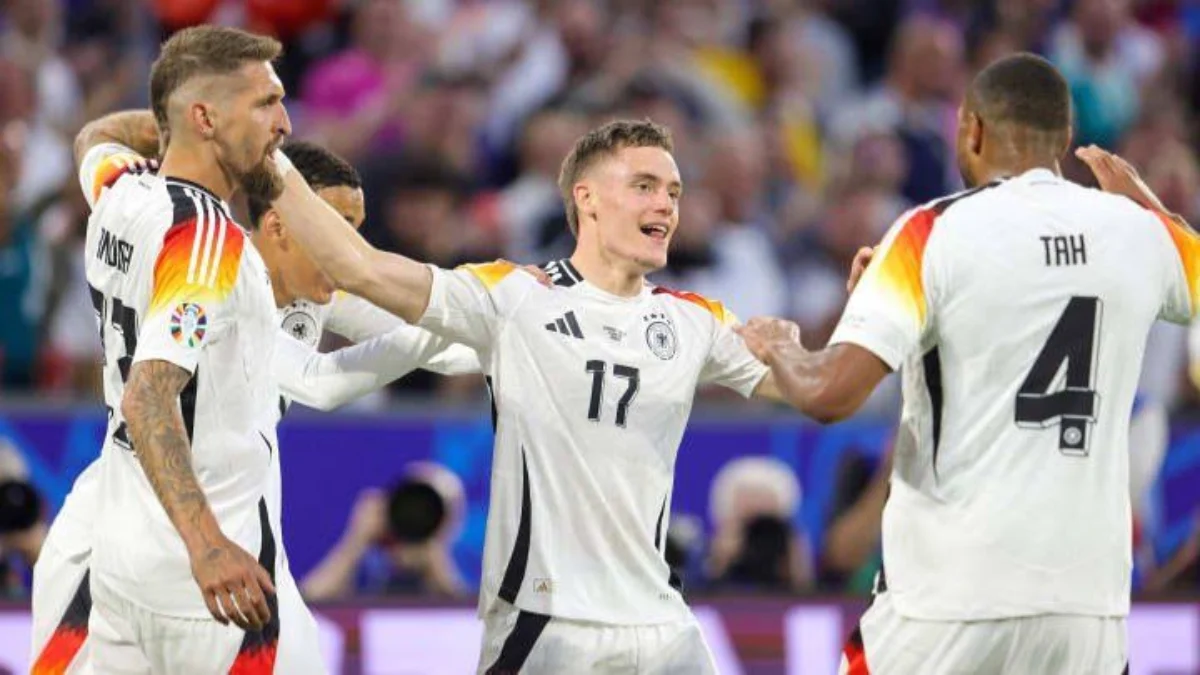 Floran Writz (tengah) merayakan gol saat Jerman mengalahkan Skotlandia 5-1 pada laga pertama Grup A Piala Erop