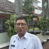 Kepala Rutan Kebonwaru Kota Bandung Suparman saat memberikan keterangan di Rutan Kebonwaru, Bandung, Rabu (22/
