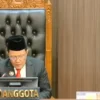 Anggota DKPP membacakan putusan sidang etik Ketua KPU Hasyim As\'yari. (Foto: Tangkapan layar)