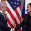 Wakil Presiden AS Kamala Harris bertemu dengan Perdana Menteri Israel Benjamin Netanyahu di Gedung Kantor Ekse